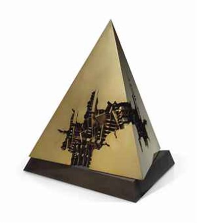 ARNALDO POMODORO (N. 1926) Piramide firma, data e numerazione Arnaldo...