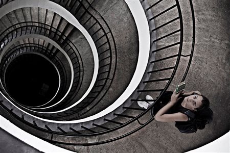 ALESSANDRINI NICOLA 1981 SEZIONE AUREA FOTOGRAFIA cm 30 x 45 Firma al retro...