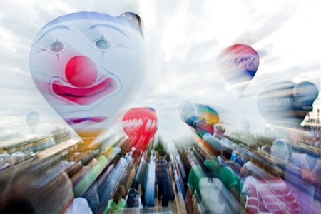 ALESSANDRINI NICOLA 1981 LA GRAVITA VIENE DAGLI OCCHI FOTOGRAFIA cm 30 x 45...