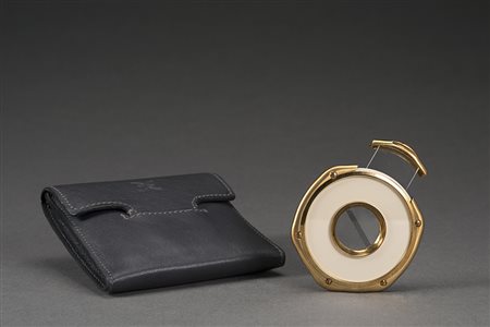 Tagliasigari in oro e smalti con lama in vetro