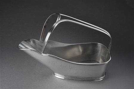 Cestino portabottiglia in argento a corpo liscio con fasce scanalate . Titolo...