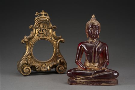 Figura Thailandese di Buddha seduto, tracce di dorature (difetti)