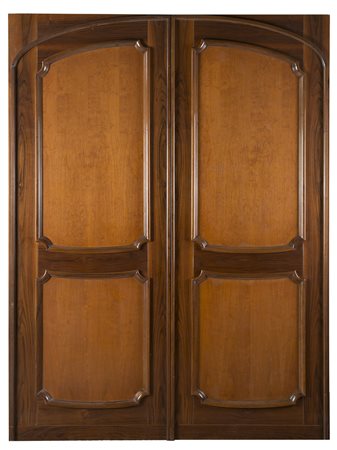 Lotto composta da una coppia di ante a battenti e due porte a scorrimento