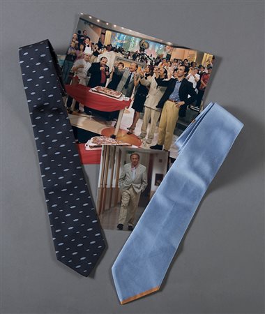 Lotto di due cravatte Hermès Paris corredate da foto.