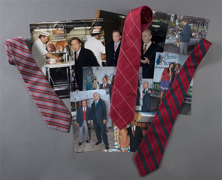 Lotto composto da tre cravatte Finollo e Bardelli corredate da foto di Mike...