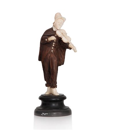 AVORIO EUROPEO SCULTURA IN LEGNO E AVORIO, XIX SECOLO, raffigurante suonatore...