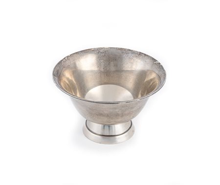 Coppetta in argento 900, Belgio, XX secolo