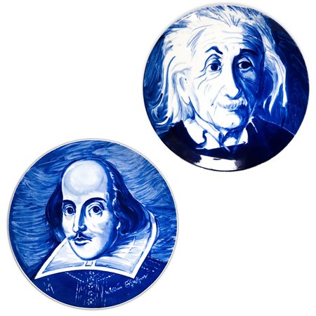 Porcelain Meissen - Gruppo di 2 piatti in porcellana su fondo blu, 70s