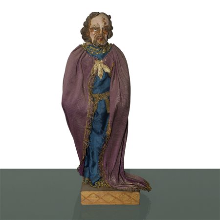Personaggio presepiale: San Giuseppe IN TERRACOTTA E LEGNO CON VESTI IN COTONE, RASO E PASSAMANERIA