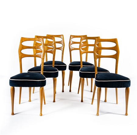 Sei sedie scultoree in frassino