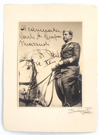  
Foto con dedica di Achille Starace prima metà XX sec.
 33x24 cm