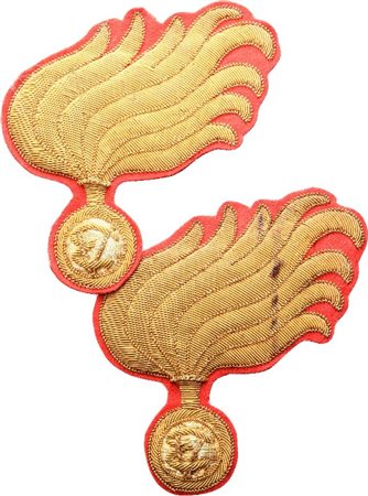  
CCRR, Coppia di grandi fiamme per drappella prima metà XX sec.
 110x130 mm