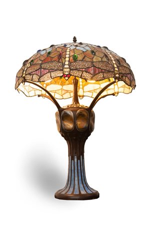 Lampada da tavolo nello stile Lampada da tavolo nello stile Tiffany XX secolo...