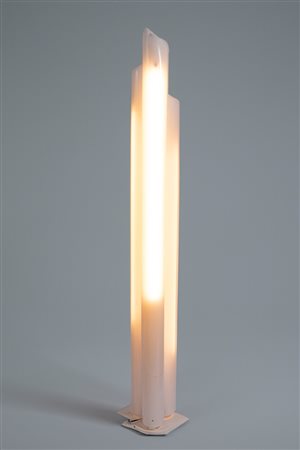 Vico Magistretti (1920 - 2006) Lampada da terra, mod. "Chimera" 1968 metallo...