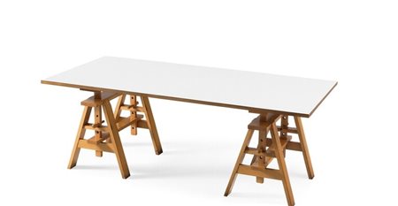 Achille Castiglioni (1918 - 2002) Tavolo, mod. "Leonardo" 1969 legno 80 x 200...