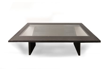 Edoardo Landi (1937 - ) Tavolo, mod. "T30" 1970 ca. legno bruciato a fiamma...