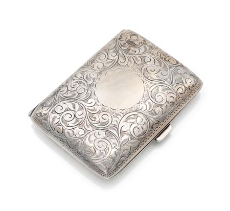 Piccolo portasigarette da tasca in argento, Birmingham 1921 cm 8x5,7x1 - gr....