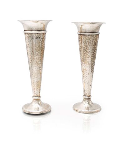 Coppia di calici, Londra 1911 altezza cm 18,5 - peso complessivo lordo gr....
