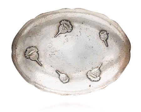 Vaschetta ovale con orlo sagomato cm 3,5x25,5x19 - gr. 312 caratterizzato da...