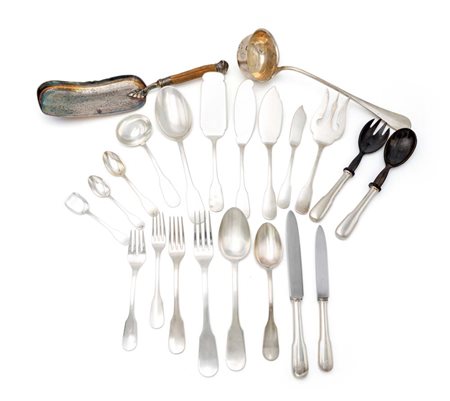 Servizio di posate per dodici con doppie posate da pasto e da frutta,...