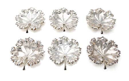 Sei piattini a forma di foglia in argento 925/000 cm 9x9 - peso complessivo...