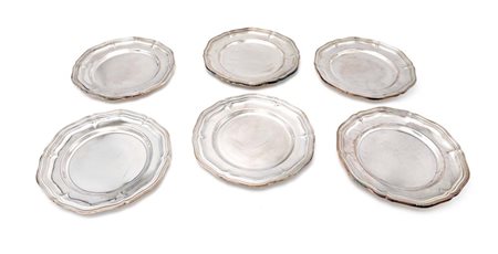 Sei piattini da dolce diametro cm 20 - gr. 1380 con orlo sagomato percorso da...