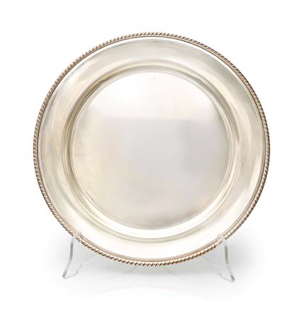 Piatto da portata in argento diametro cm 30 - gr. 496 di forma circolare con...