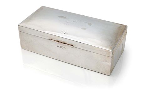 Scatola rettangolare in legno rivestito in argento cm 5,5x19x9