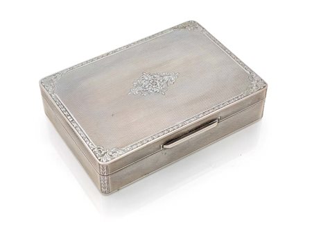 Scatola rettangolare in argento 800/000, Firenze cm 3x13x9 - gr. 232...