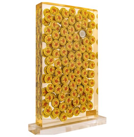 FERNANDEZ ARMAN, 1928-2005, inclusione di tappi in resina 1996, cm 42 x 25 x...