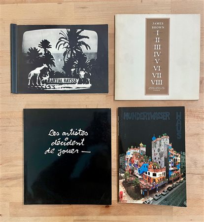 ARTE INTERNAZIONALE DEL DOPOGUERRA - Lotto unico di 4 cataloghi