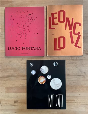 LUCIO FONTANA, FAUSTO MELOTTI E LEONCILLO - Lotto unico di 3 cataloghi