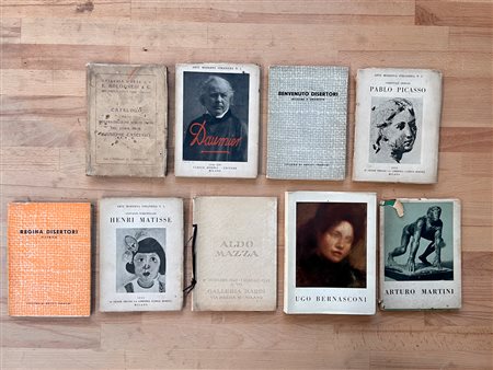 GALLERIA PESARO, MILANO - Lotto unico di 14 rari cataloghi