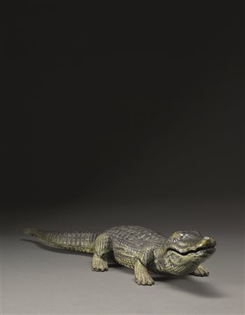 Grande scultura in metallo laccato raffigurante un alligatore (cm 75) Large...