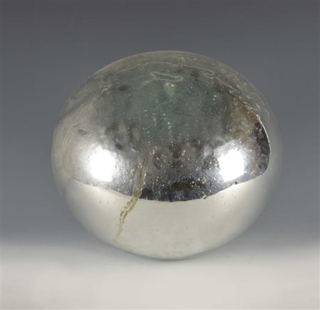 Grande witch ball in vetro argentato Large silver-plated glass witch ball