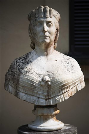 Scultore della seconda metà del XIX secolo "Gentildonna" mezzobusto in marmo...