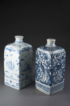Due bottiglie quadrangolari in maiolica di cui una decorata 'a tappezzeria’...