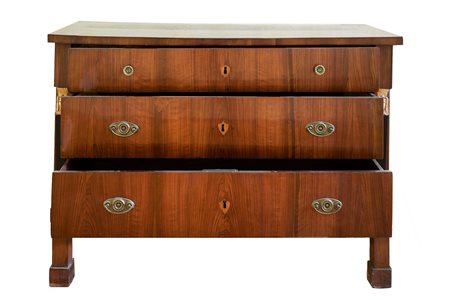  
Comò 
 Cm 98x135x61