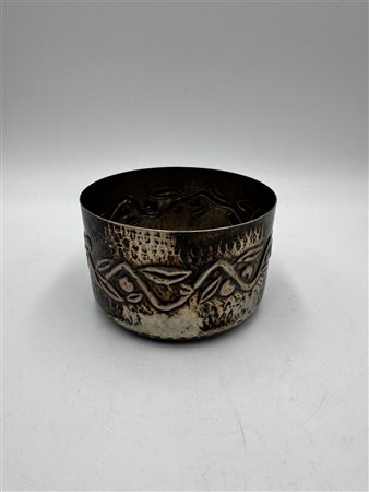  
Ciotola in argento 
 Peso: 200 gr