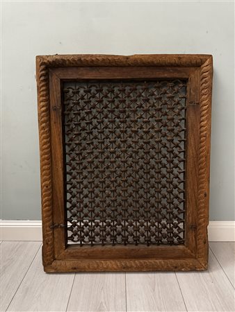  
Antica Finestra 
 Cm 82x68x7,5