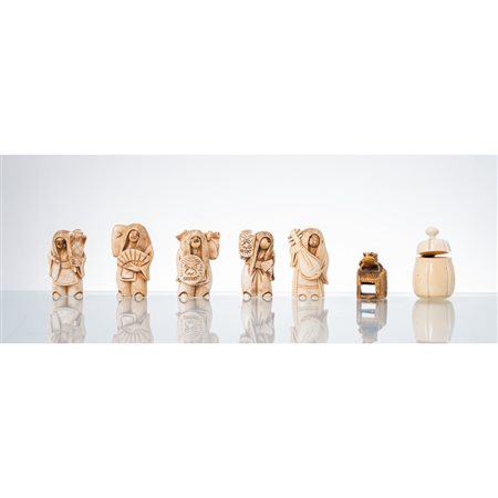 MANIFATTURA GIAPPONESE DEI PRIMI DEL '900, Sette netsuke