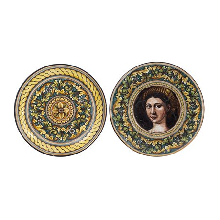 MANIFATTURA DI SCIACCA DEL XX SECOLO, Due grandi piatti