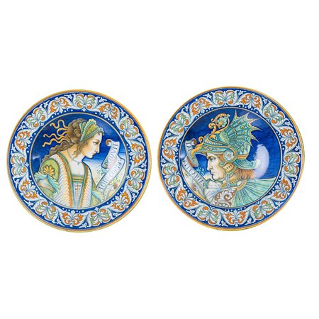 MANIFATTURA DERUTA DEL XX SECOLO, Due grandi piatti