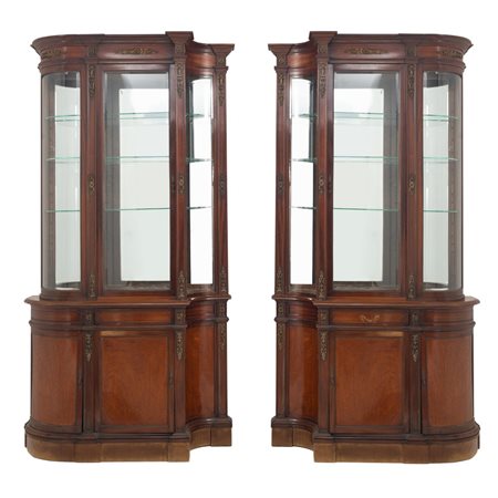 MANIFATTURA SICILIANA FINE DEL XIX SECOLO, Coppia di credenze