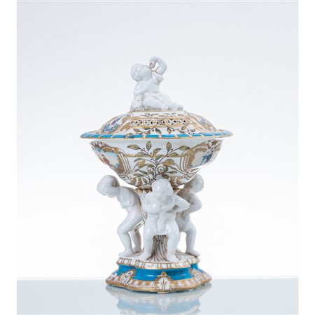 MANIFATTURA EUROPEA DEL XX SECOLO, Centrotavola