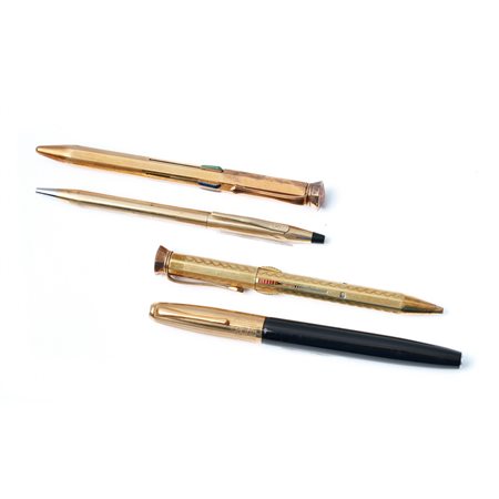 DUE PORTAMINE E DUE PENNE