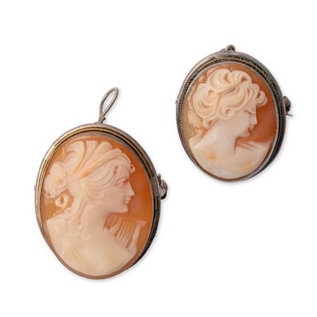 DUE SPILLE/PENDENTI in argento con cammei