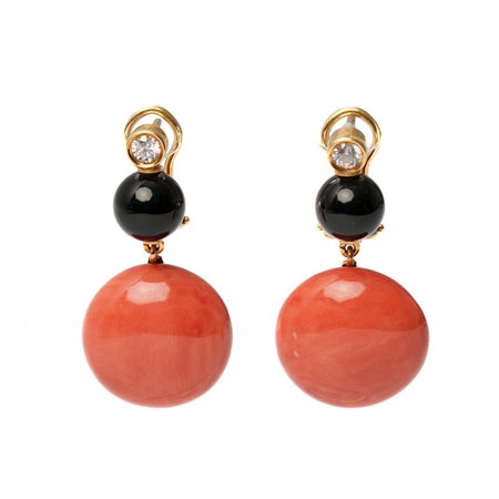 ORECCHINI in oro giallo 18 KT con bottoni in corallo