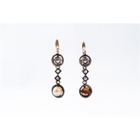 ORECCHINI in oro giallo 9 KT e argento con diamanti e perla