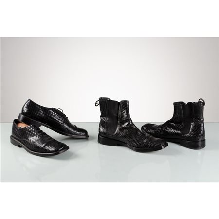 STEPHANE KELIAN E PRODUZIONE INGLESE, Due paia di scarpe